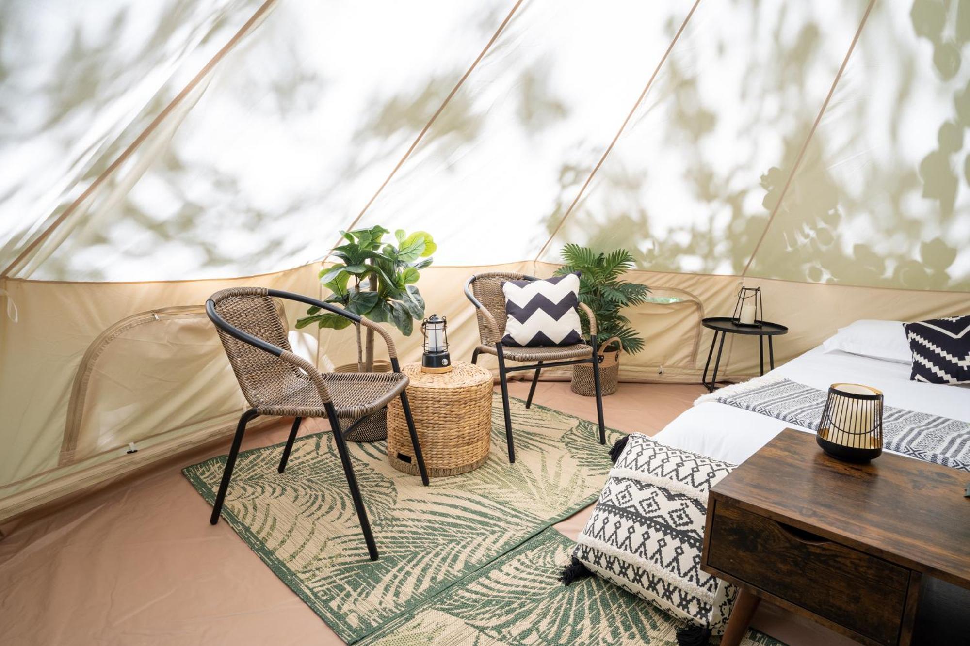 Grotto Getaway Hotell Miller Lake Exteriör bild