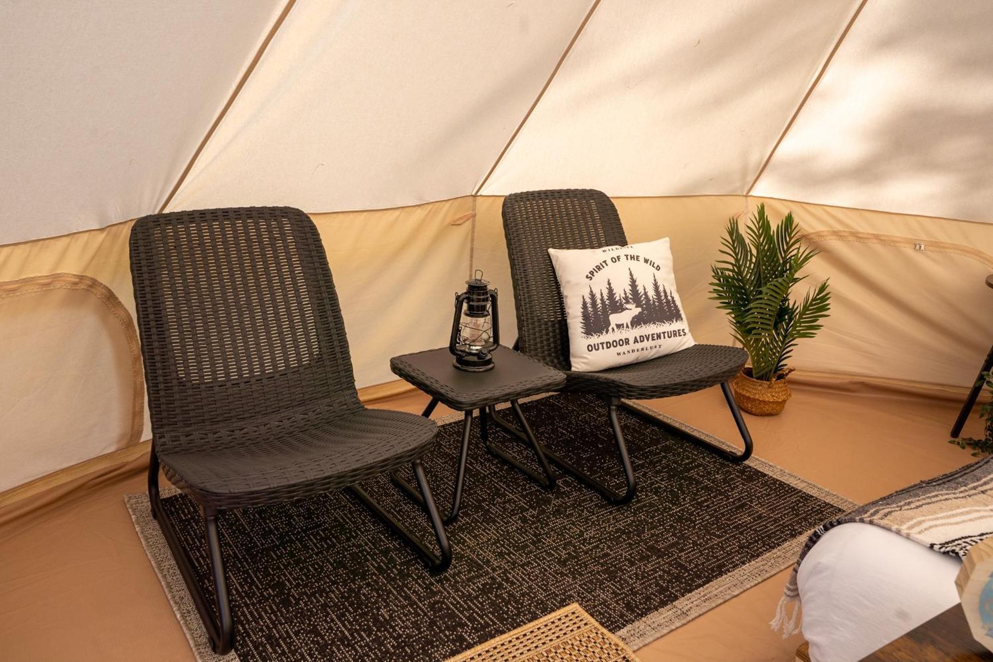 Grotto Getaway Hotell Miller Lake Exteriör bild