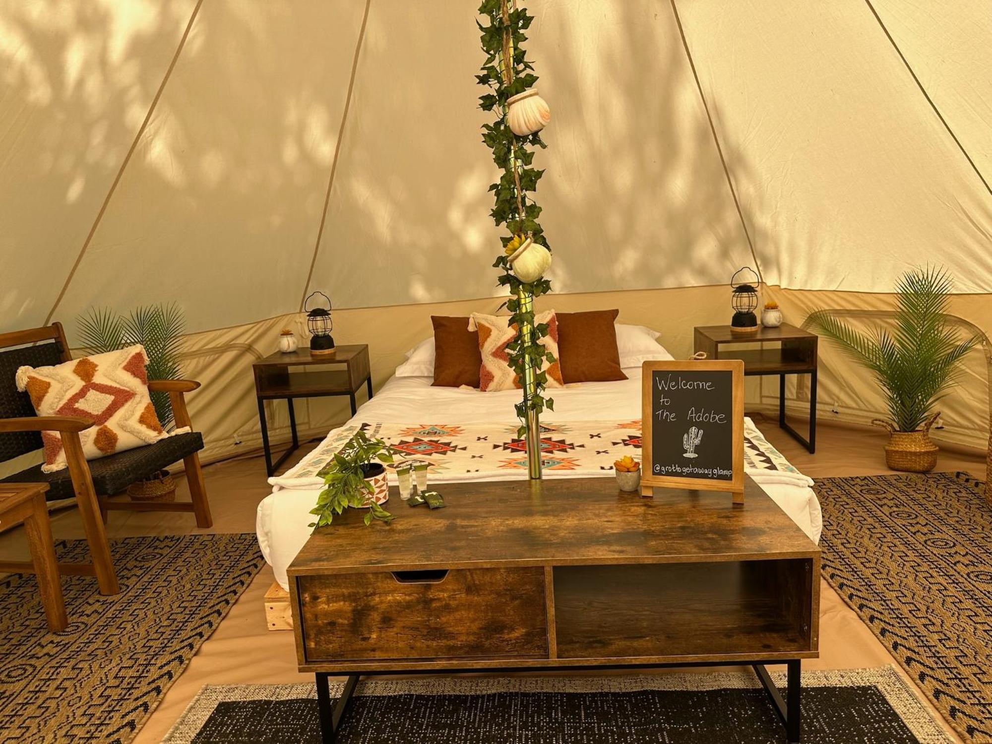 Grotto Getaway Hotell Miller Lake Exteriör bild