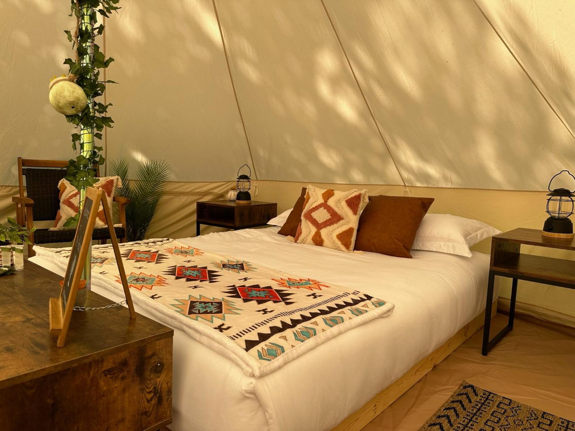 Grotto Getaway Hotell Miller Lake Exteriör bild